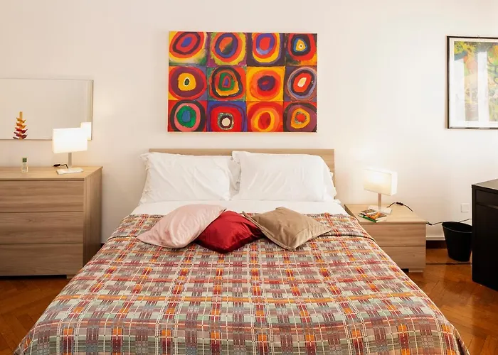 Central Apartment *