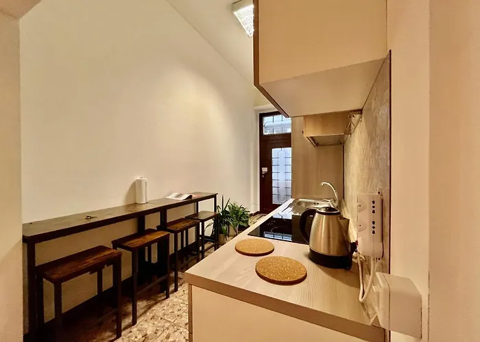 Central Apartment *