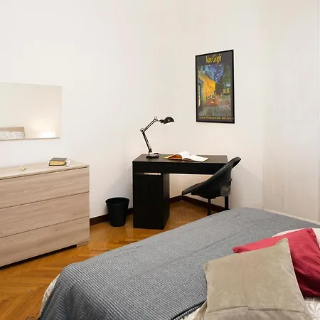 Central Apartment *