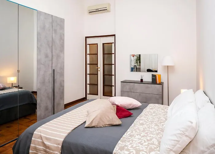 Central Apartment *