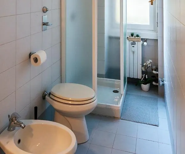 Central Apartment *