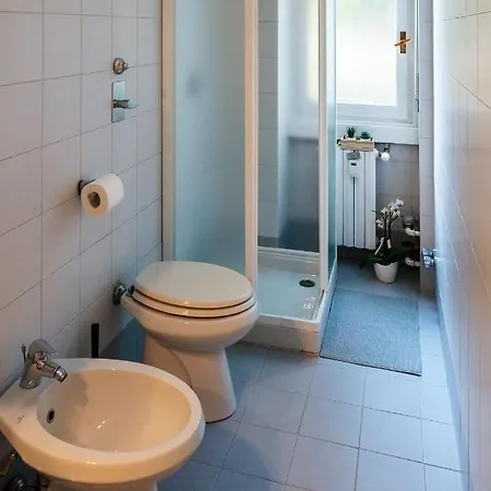 Central Apartment *