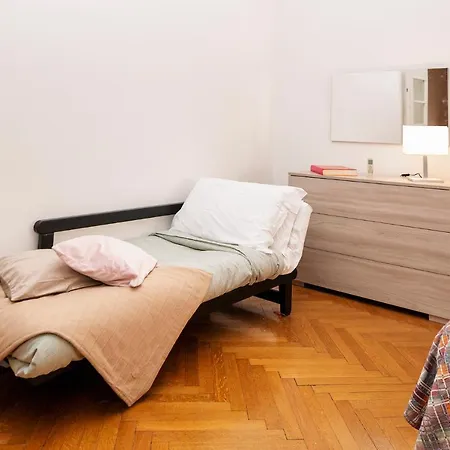 Апартаменты Central Apartment