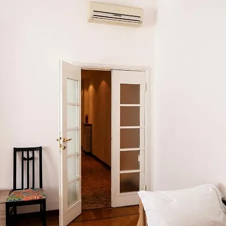 Central Apartment * Милан