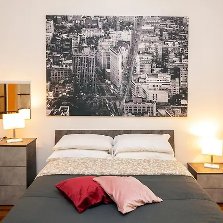Central Apartment Апартаменты Милан