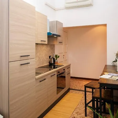Апартаменты Central Apartment *