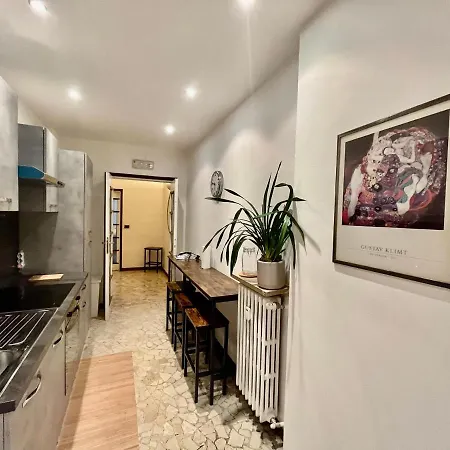 Central Apartment Апартаменты